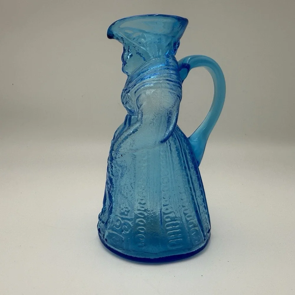 Syrup Pitcher Creamer Colonial Lady Figural Kanawha Glass Blue Vintage Art Glass